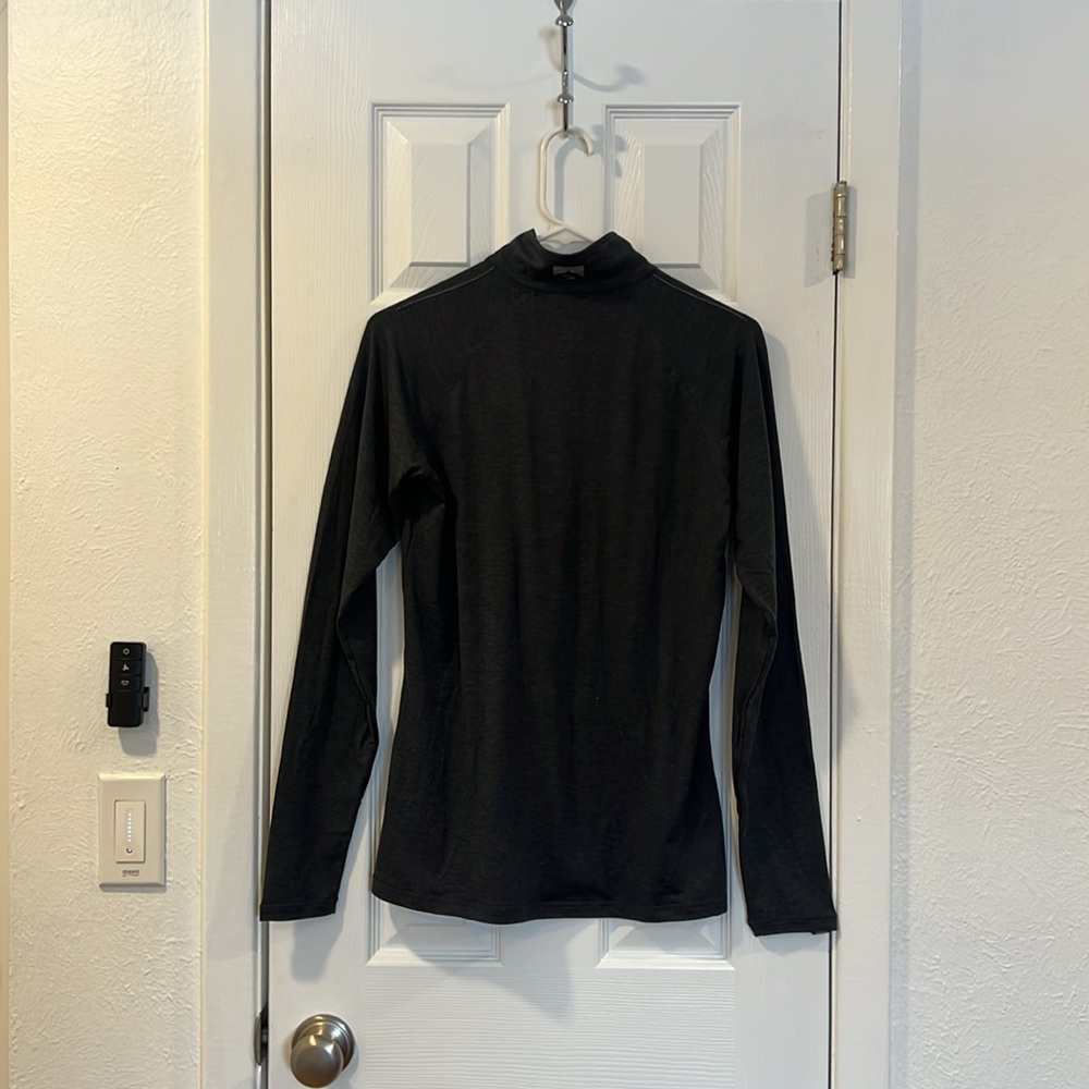 NWT branded storm creek athletic quarter zip - Picture 4 of 6